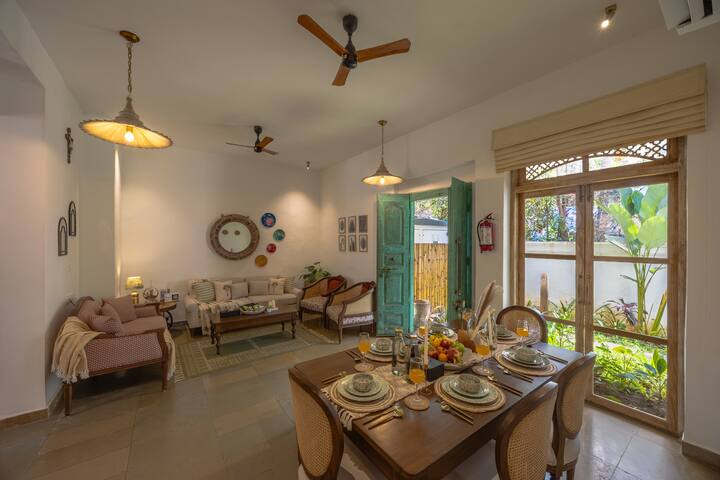 Living room image 1