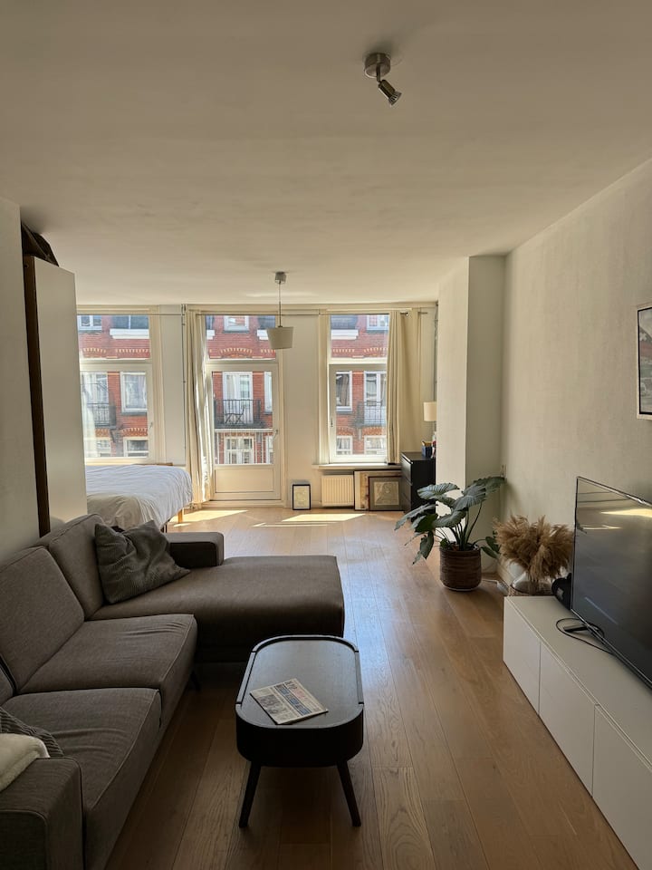Cozy Apartment In The Vibrant De Pijp Neighborhood - 암스테르담