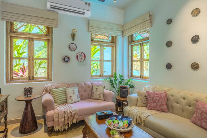 Living room 2 image 3