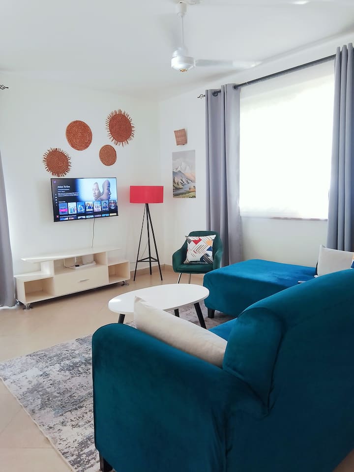 Coastbliss1 Br/ Pool/wifi/5min Walk To Beach&malls - 몸바사