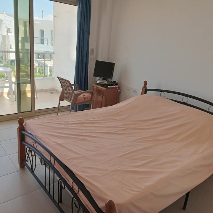 غرفة النوم 2