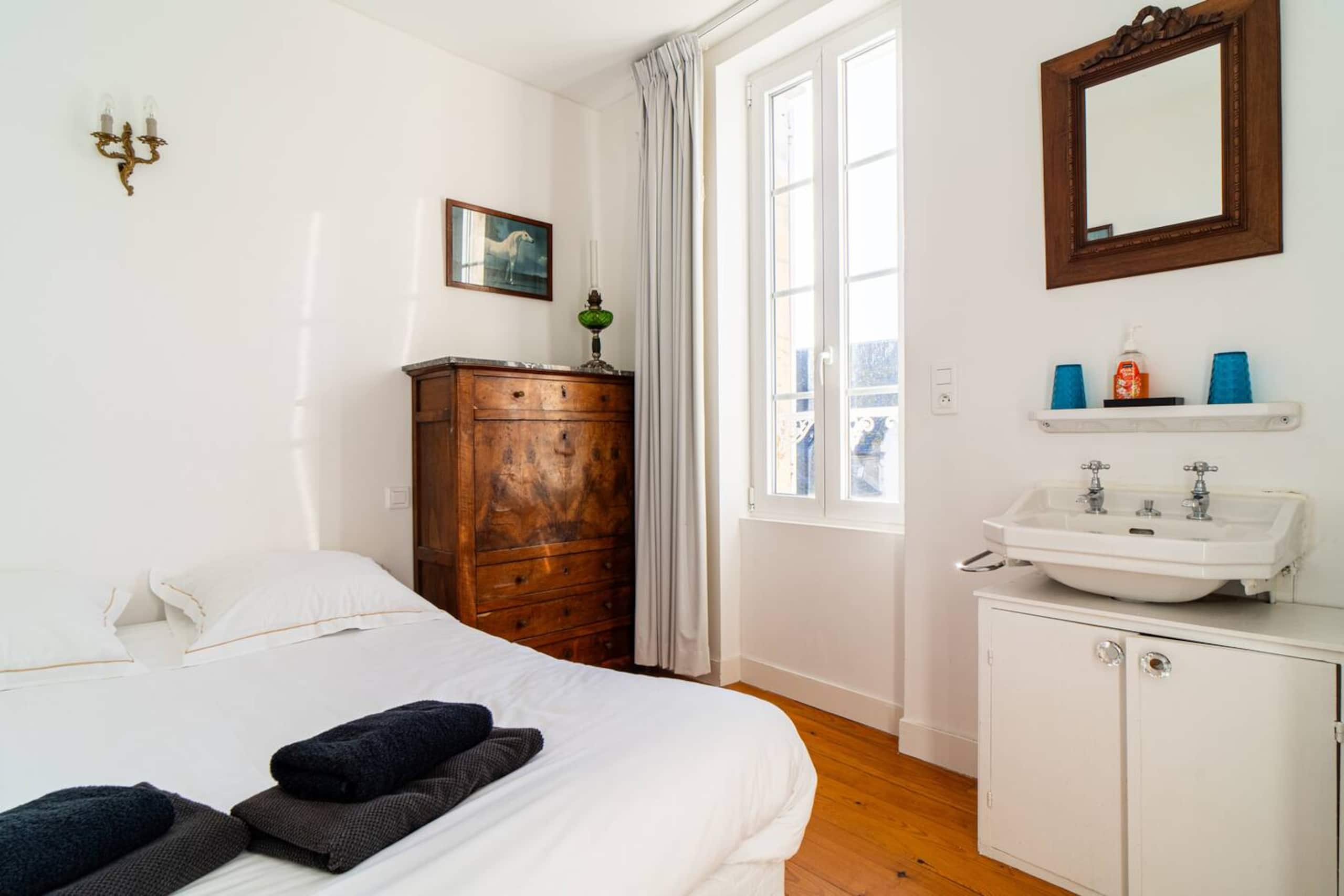 Second-floor bedroom double bed