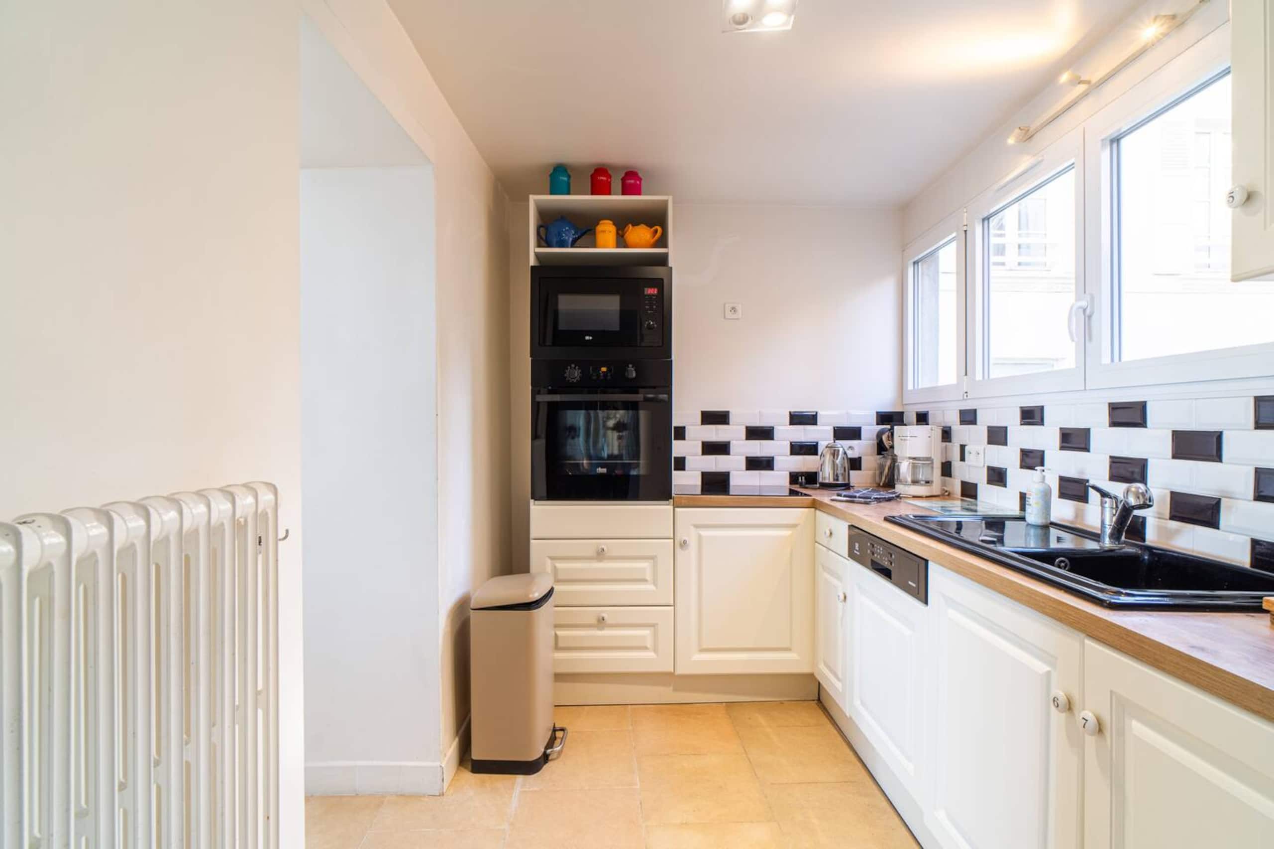Equipped kitchen