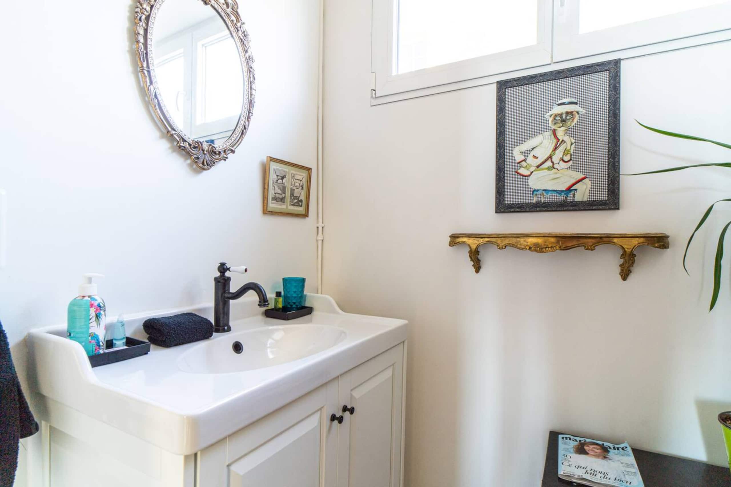 Bathroom 1st floor