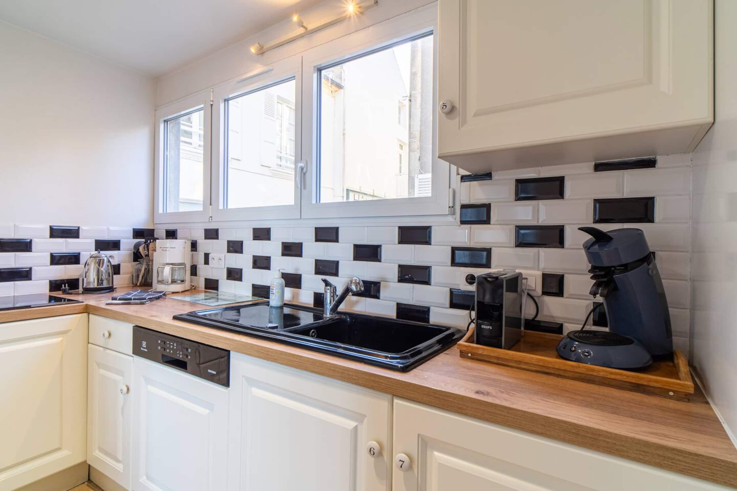 Equipped kitchen
