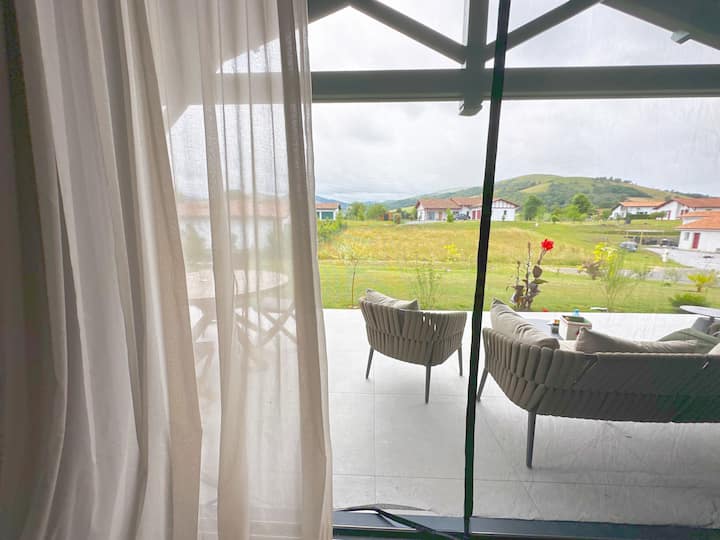 Une Belle Maison Au Pays Basque - Saint-Jean-Pied-de-Port