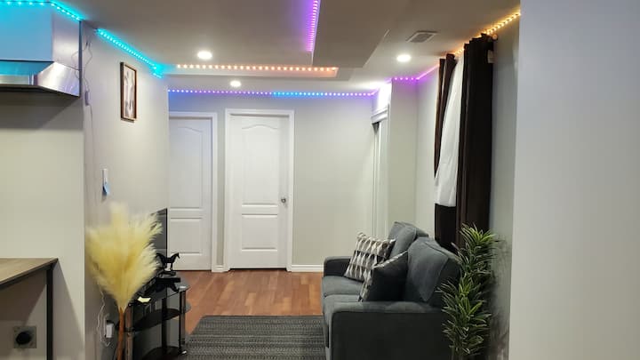 Yamu's Place - Oshawa