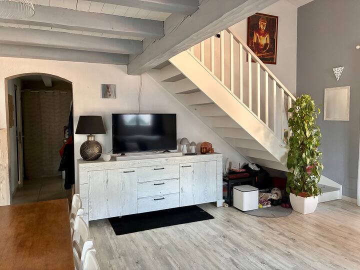 Maison Au Calme En Forêt - 費昂斯