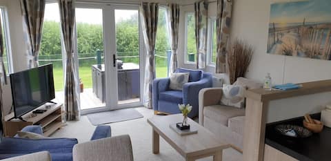 Top Airbnb: The Stables Hafanymor in Llanystumdwy, Llangybi, Rhoslan, Llanarmon