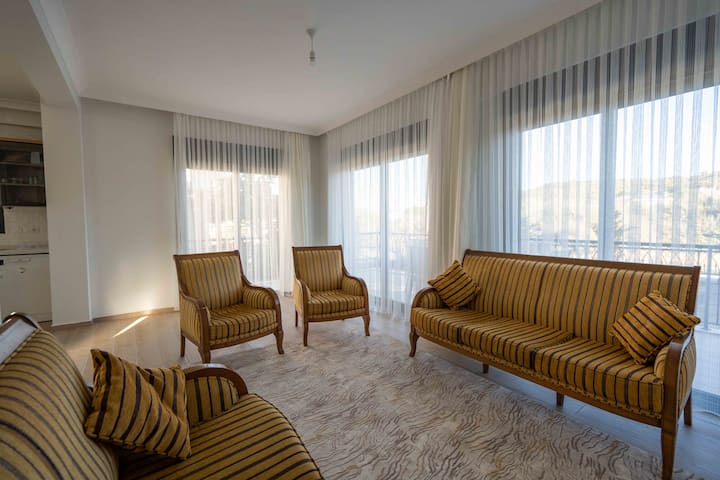 Cunda Adasında Denize 50.m Villa No3 - Ayvalık