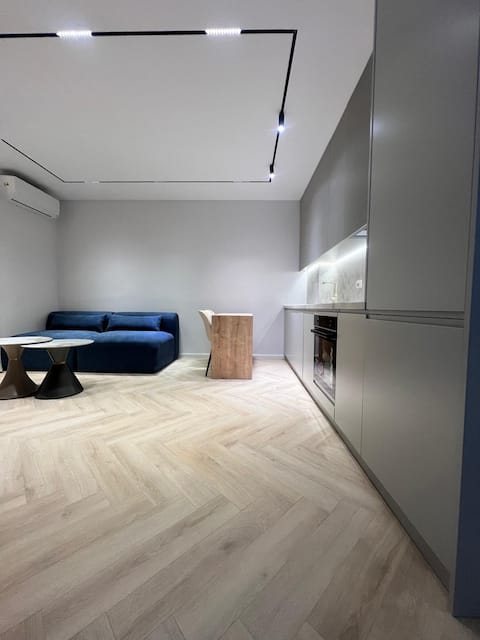 Top Airbnb: Stay At Bazaar|-1Garage|Tirane Center|SelfCheckIn in Njësia Bashkiake Nr. 2