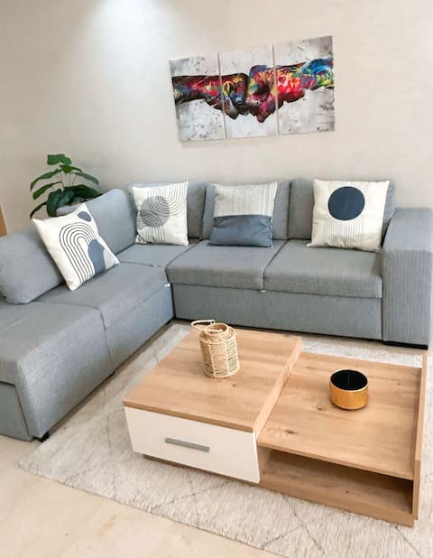 Popular Airbnb listing: Your Modern Cocoon - Central & Comfortable in Asoukhour Assawda