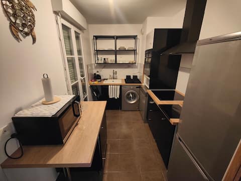 Top performing Airbnb: Ideal for Disney and CC Val d'Europe. 4/6 people + Parking in Serris