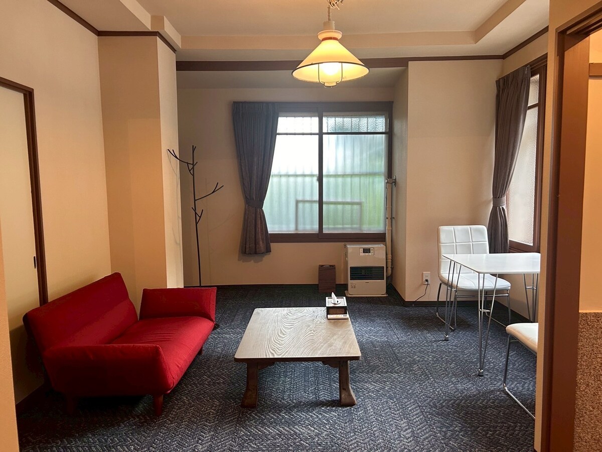 岩山の山荘 山荘𠆢(さんそう ひとやね) Sansou Hitoyane - 借りられる小屋