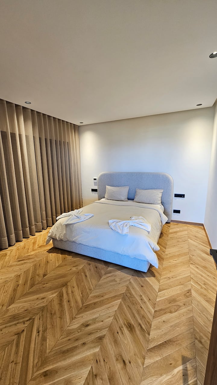 საძინებელი 1