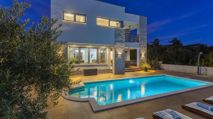 Holiday Home Legara With Pool By Villas Guide - Selce, Horvátország