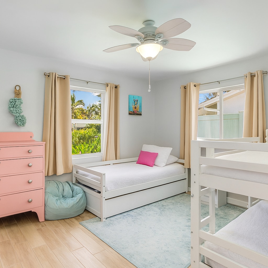 Vysúvacia posteľ v posteli 1, poschodová posteľ 2, spí 4