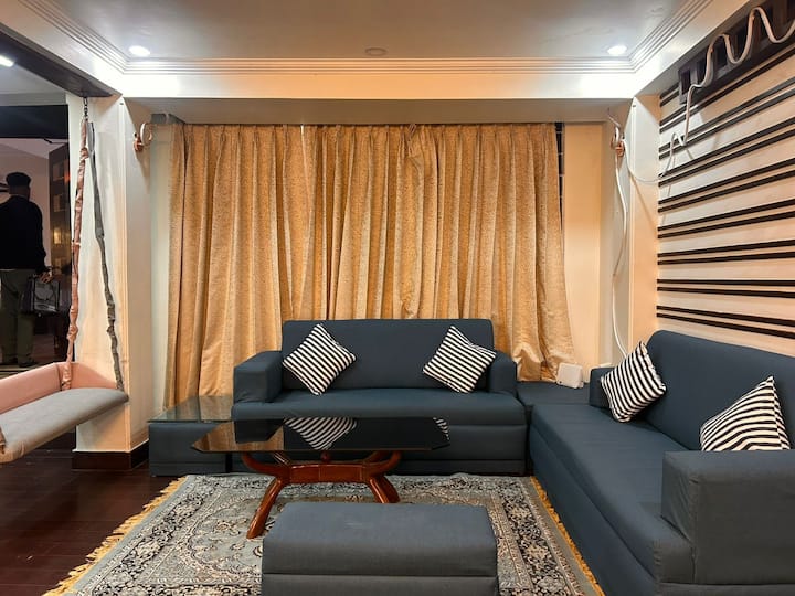 Whispering Pines | Mall Road | Free Parking - Mussoorie