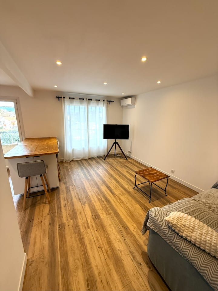 Grand Appart Ensoleillé · Balcon · Parking Privé - Six-Fours-les-Plages