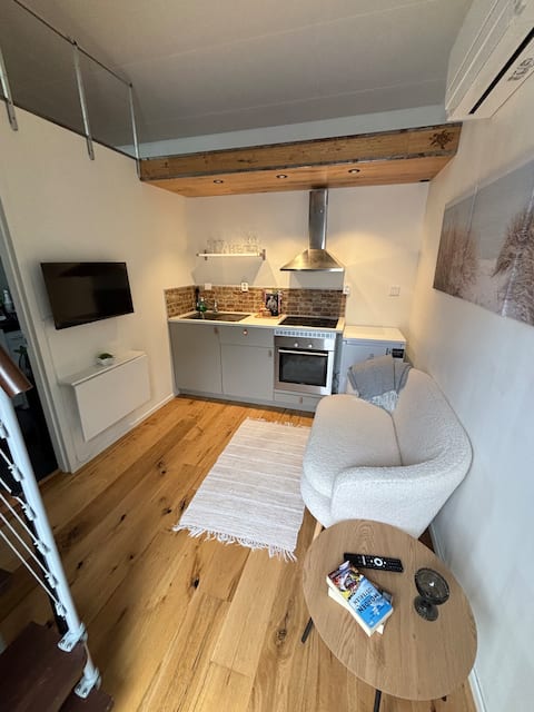 Top performing Airbnb: Sauna, National park, Hike, ArchipelagoView. in Tyresö