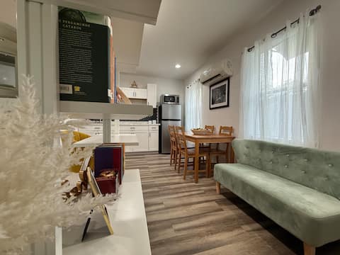 Top Airbnb: Cozy studio for perfect get away in Brandon