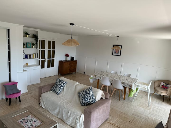 Lumineux 72m² Avec Vue Mer Parking Clim Au Calme - Le Cannet