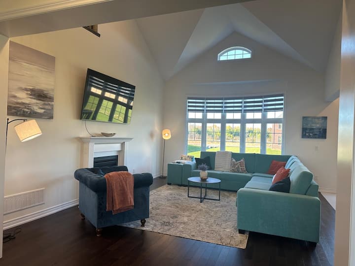 Cozy Retreat In Quinte West - Prince Edward