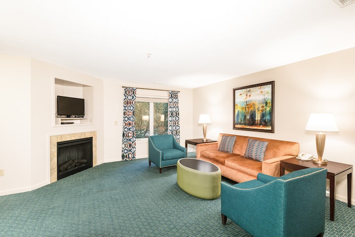 Charming 1 Bd Suite Near Colonial Williamsburg - 윌리엄스부르크