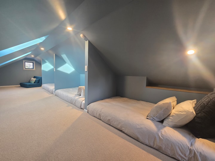 საძინებელი 3