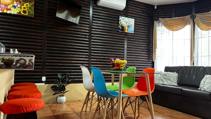 2 Km Fortuna ~ Private Pool ~ Ac~wifi~bbq - La Fortuna