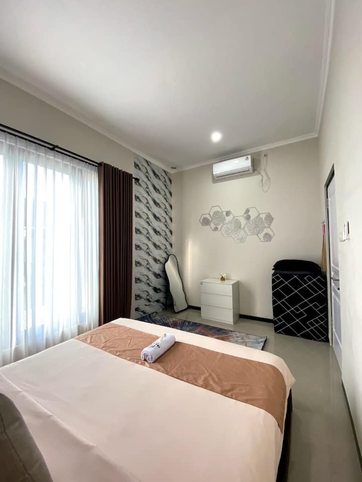 غرفة النوم 2