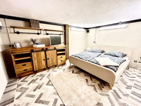 Bramasole - Apartment with carport