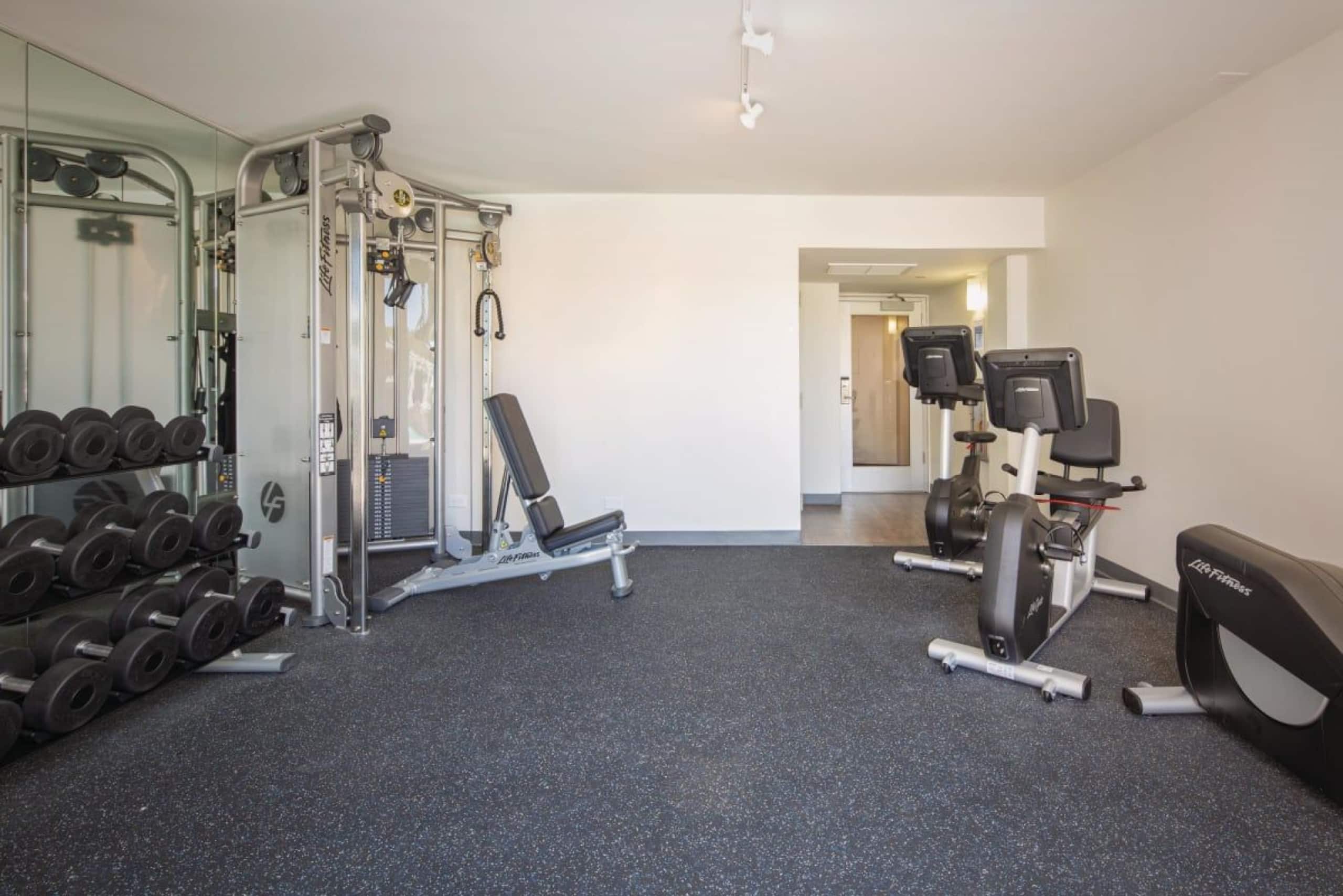 Hotel in Honolulu · ★4.88 · 1 bedroom · 1 bed · 1 private bath - Image 3