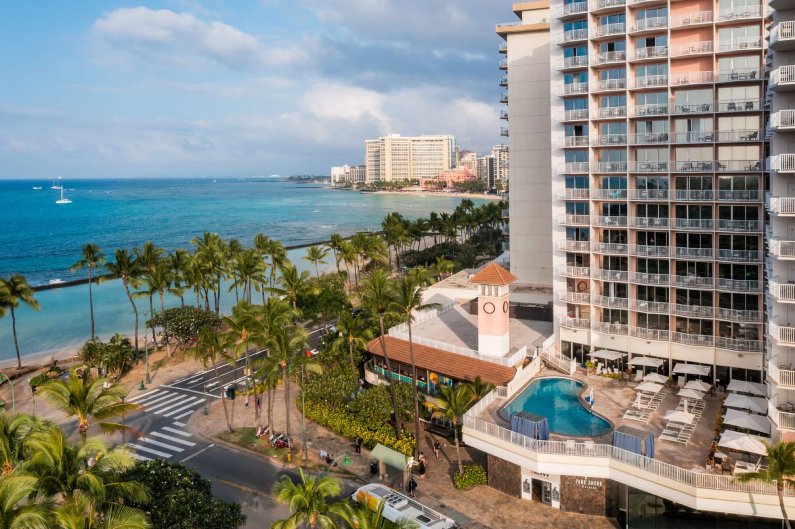 Hotel in Honolulu · ★4.88 · 1 bedroom · 1 bed · 1 private bath - Image 11