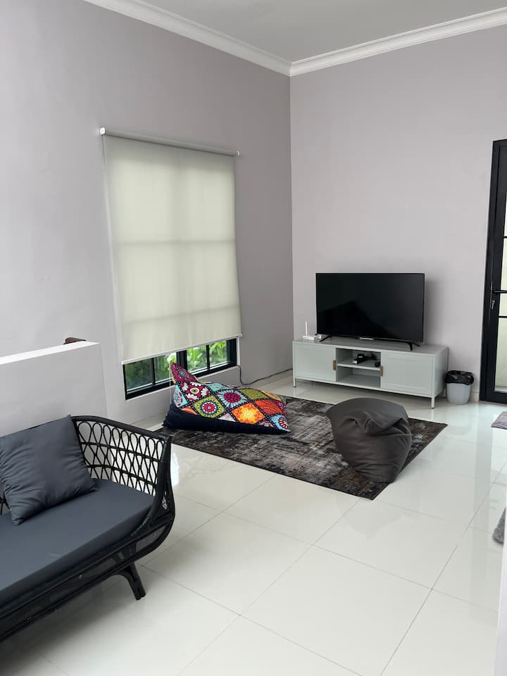 Albi House - Malang