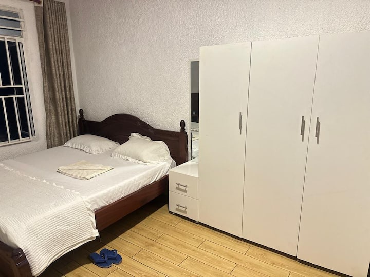 საძინებელი 1