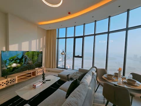 1BR Modern | Sky High Sea & City Views