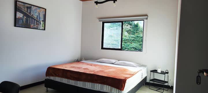 საძინებელი 1