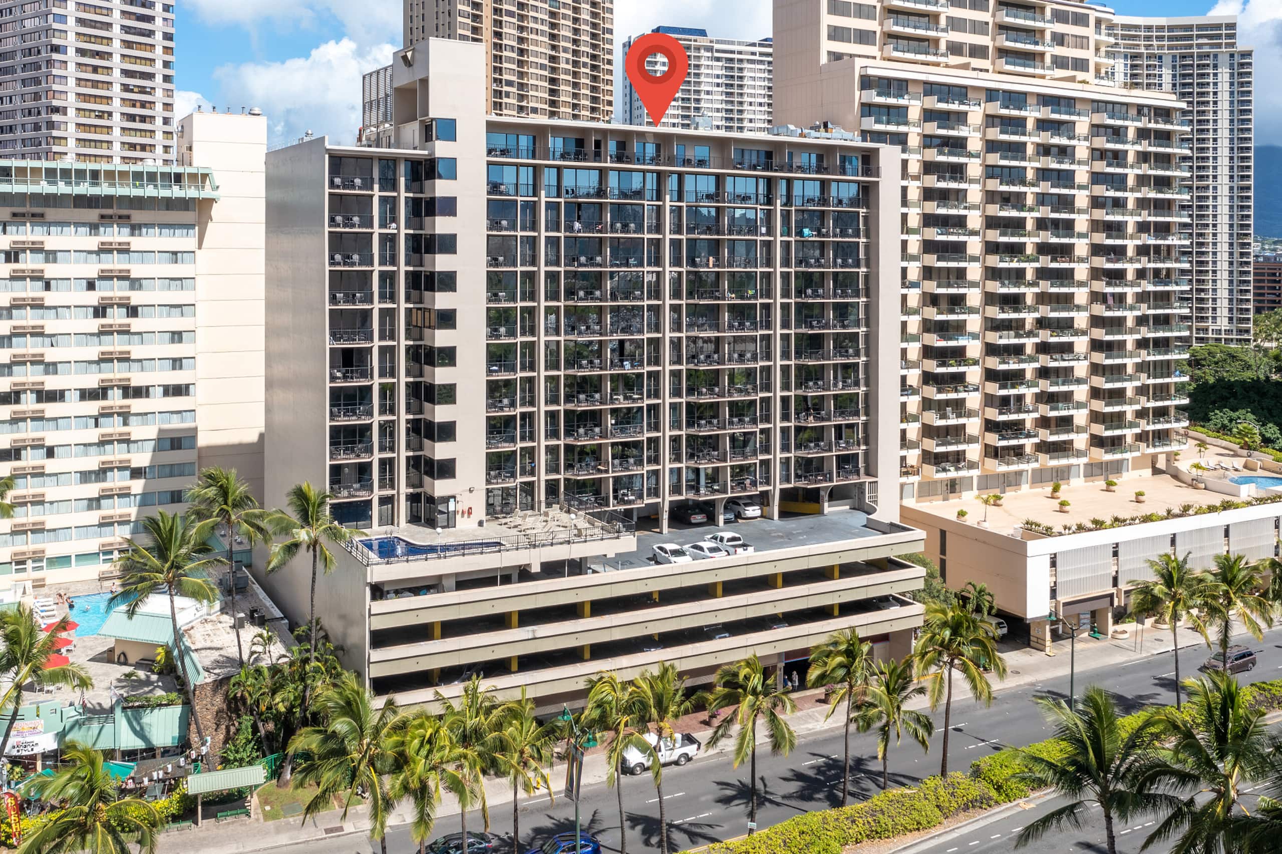 Cozy Chic Waikiki Studio - Walk to Hilton Lagoon - Image 8
