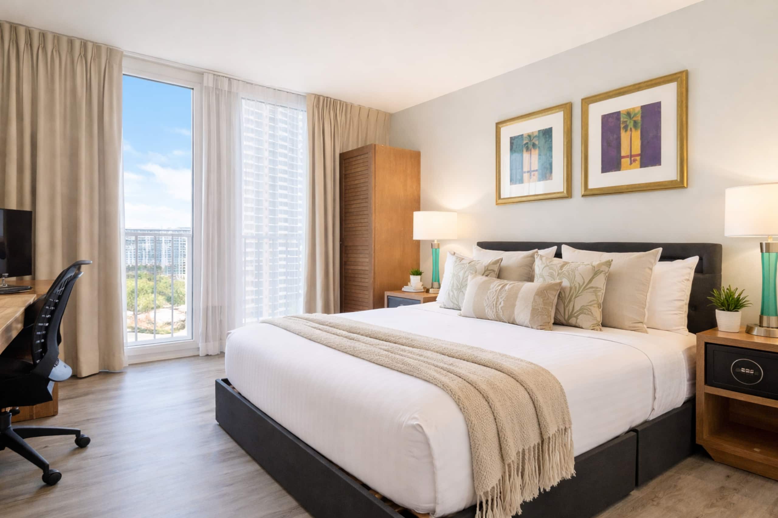Cozy Chic Waikiki Studio - Walk to Hilton Lagoon - Image 15