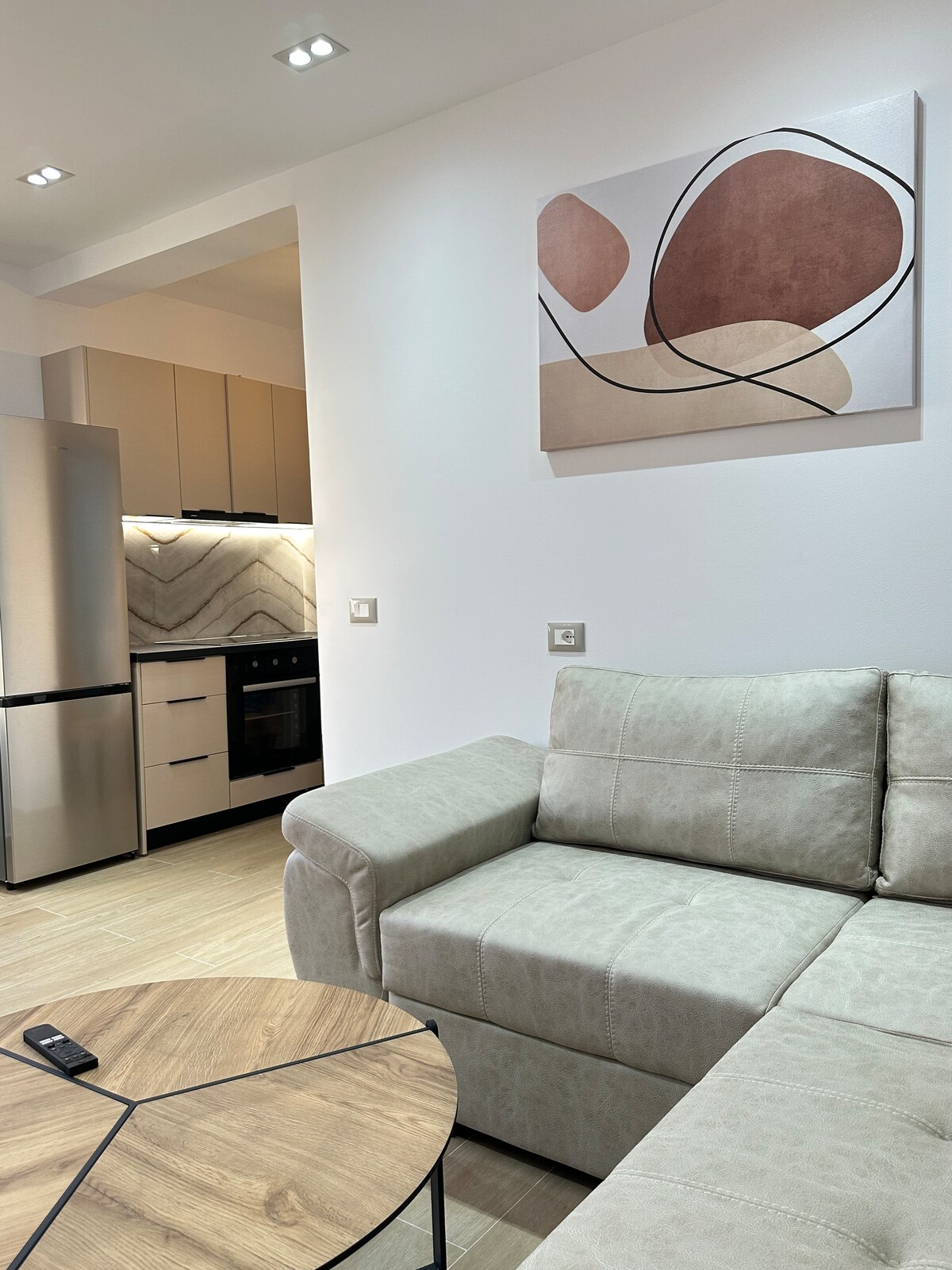 Listing 1461799464098500843