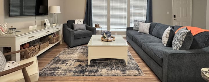 Auburn 4br/2ba Condo | Spacious • Sleeps 8 - Auburn, AL