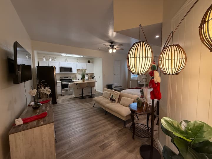Beautiful Suite - Antioch, CA