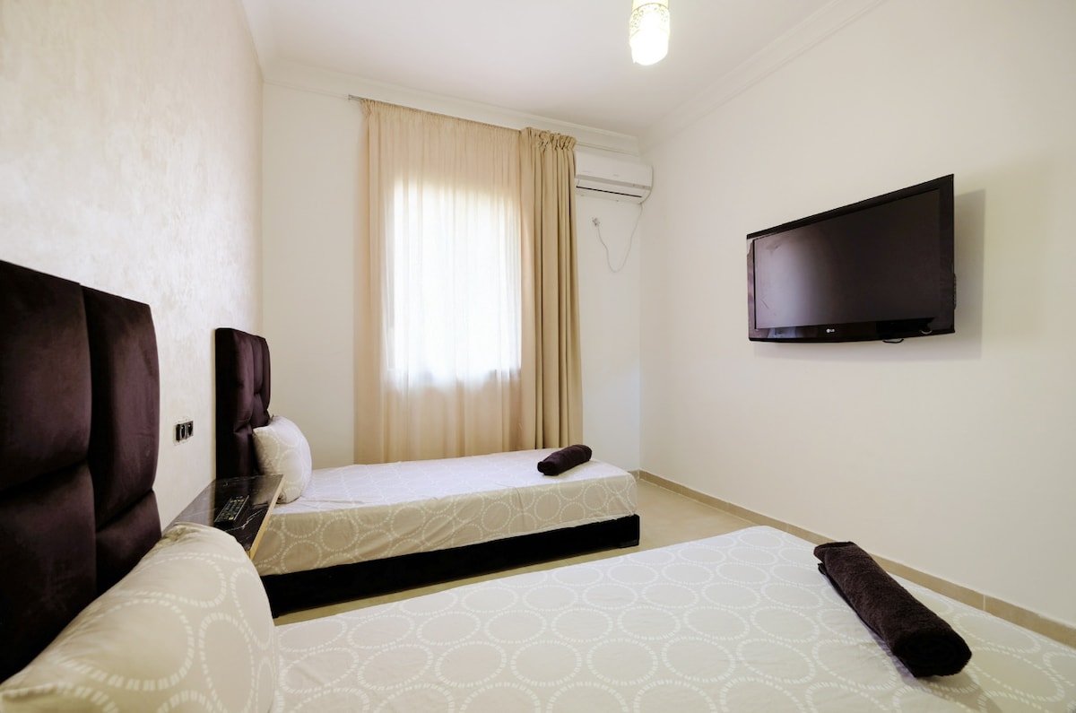 غرفة النوم 2