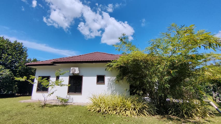 Listing in Klia - Nilai