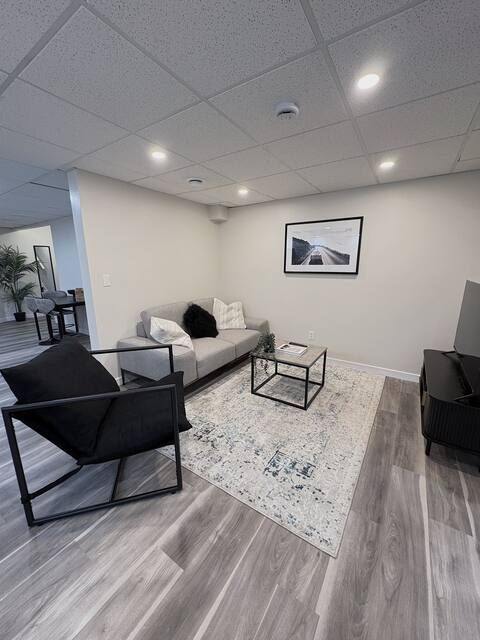 Successful Airbnb property: The Hideaway Suite | Free Parking in Mc Conachie