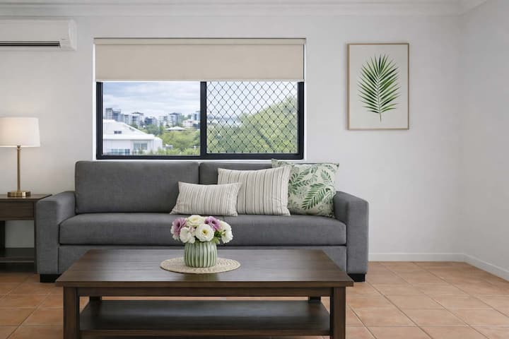 1br Apartment Walk To Stadium, Ferry & City - Townsville