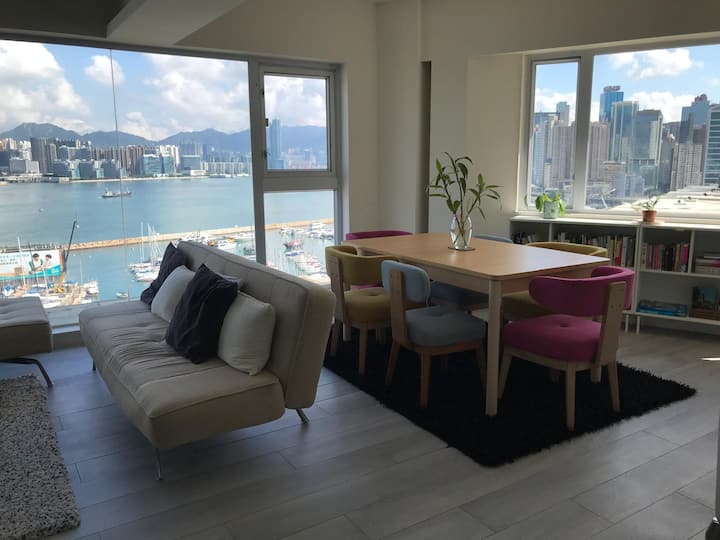 Causeway Bay Harbour View Apt | Near Mtr & Shops - Wan Chai