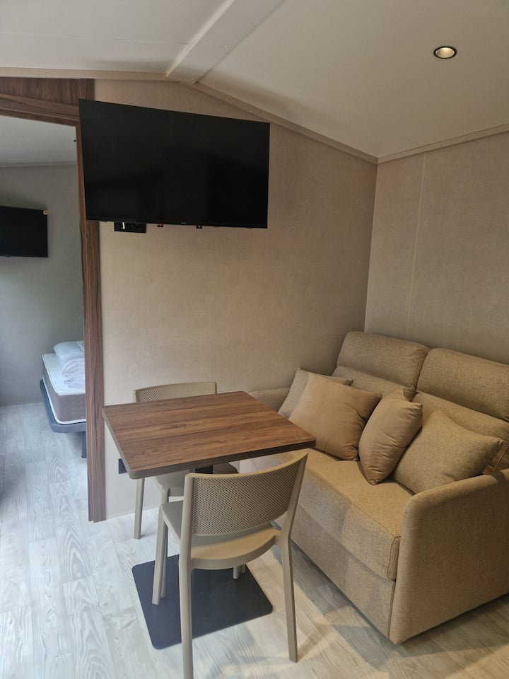 Nouveau! Cabane Des Catalpas Avec Jacuzzi Privatif - Puy-de-Dôme