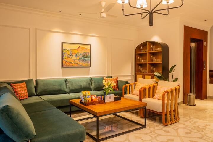 Living room image 1